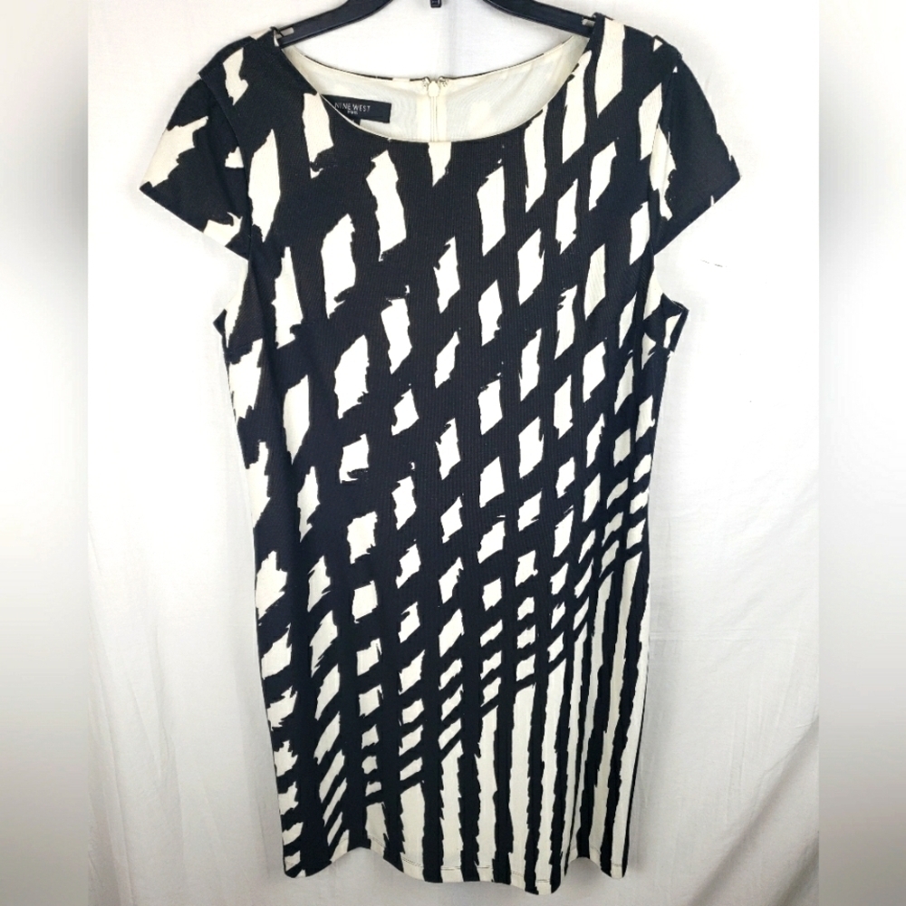 Calvin Klein Black And White Cap Sleeve Zip Up Dress Sz 14